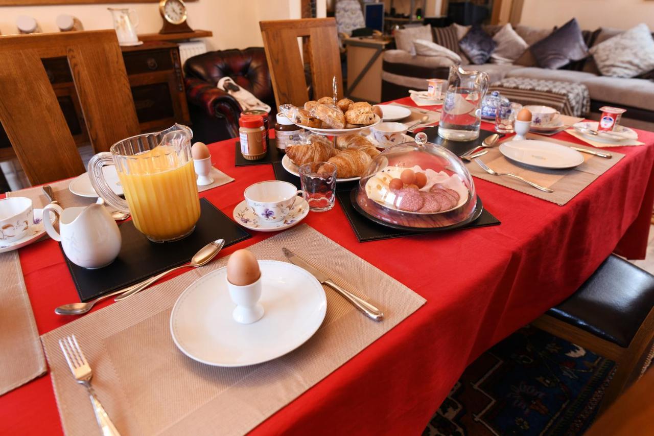 Luxury Suite In Quiet Countryside Location Swansea Exteriér fotografie
